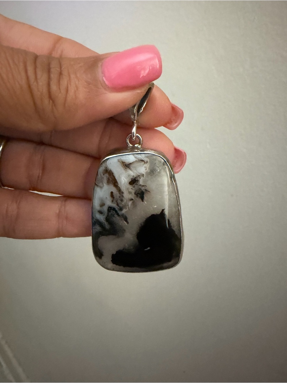 Handcrafted Black & White Stone Pendant Necklace - Women Jewelry